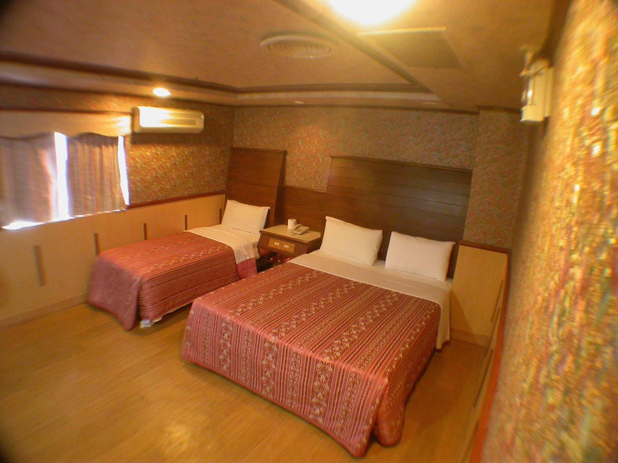 Ti Hwa Hotel Taipei Extérieur photo
